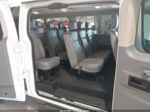 Used 2018 Ford Transit 350 XL RWD image 4