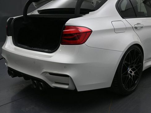 Used 2018 BMW M3 RWD image 14