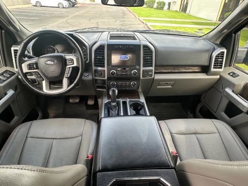 Used 2019 Ford F150 Lariat w/ Equipment Group 502A Luxury image 9