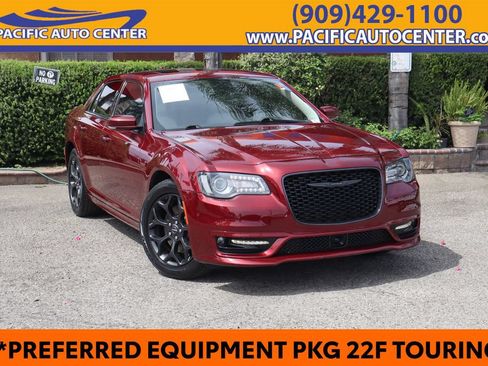 Used 2023 Chrysler 300 Touring L w/ Popular Equipment Group AWD/4WD image 1