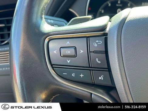 Used 2022 Lexus LS 500 AWD w/ Accessory Package (Z2) image 25