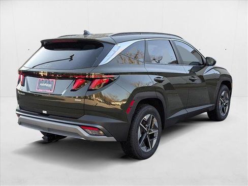 New 2025 Hyundai Tucson SEL image 2