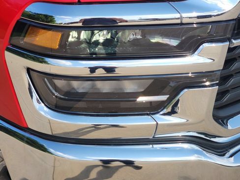 Used 2026 RAM 2500 Big Horn AWD/4WD image 9