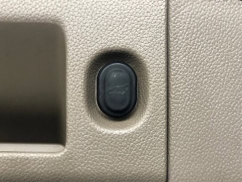 Used 2019 GMC Yukon XL SLT w/ Open Road Package image 21