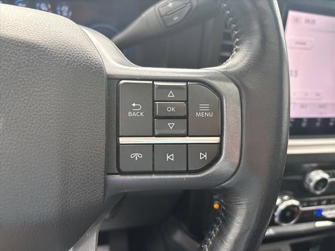 Used 2024 Ford F250 Lariat w/ Tremor Off-Road Package AWD/4WD image 31