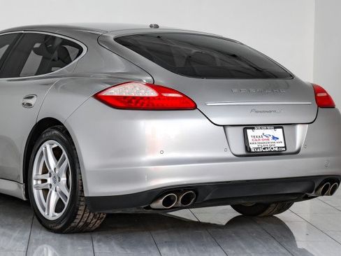 Used 2010 Porsche Panamera S RWD image 59