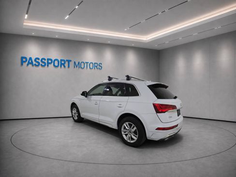 Used 2023 Audi Q5 2.0T Premium w/ Convenience Package AWD/4WD image 5