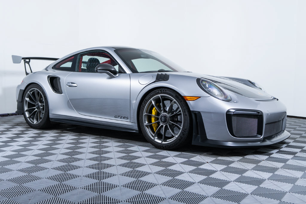 Certified 2018 Porsche 911 GT2 RS RWD image 9