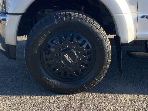 Used 2017 Ford F450 Lariat w/ Lariat Value Package image 32