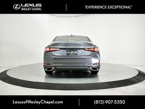 New 2025 Lexus ES 350 w/ Premium Package image 3