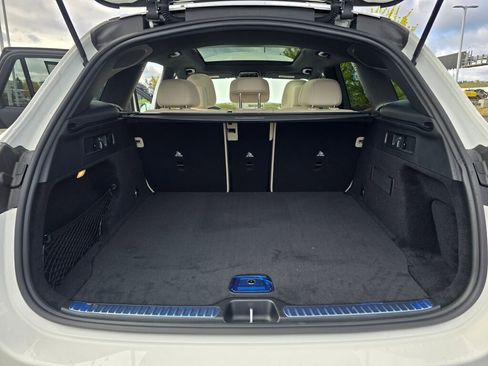 New 2026 Mercedes-Benz GLC 300 4MATIC image 11