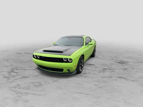 Used 2023 Dodge Challenger R/T w/ T/A Package image 3