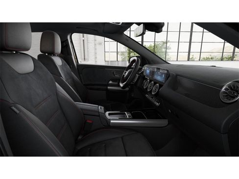 Certified 2025 Mercedes-Benz GLA 250 4MATIC image 4