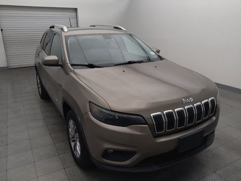 Used 2020 Jeep Cherokee Latitude Plus AWD/4WD image 14