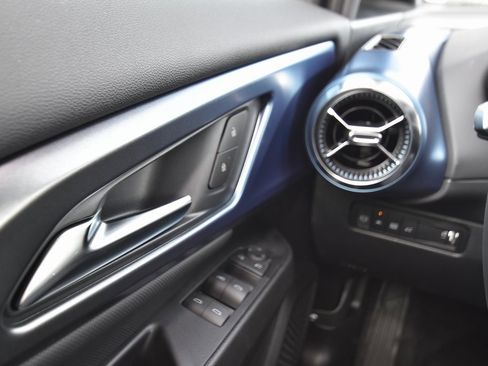 New 2026 Chevrolet Equinox EV LT image 14