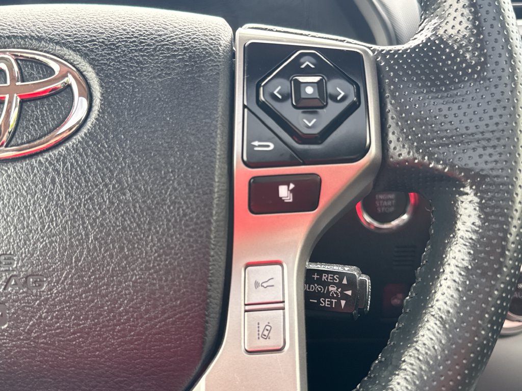 Used 2024 Toyota 4Runner Limited AWD/4WD image 21