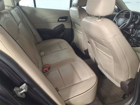 Used 2015 Chevrolet Malibu LT w/ Leather Package image 19