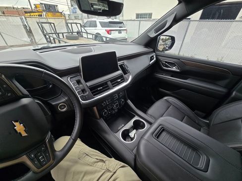 Used 2023 Chevrolet Tahoe High Country image 14