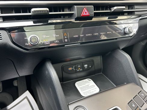 New 2026 Kia Sportage EX image 22