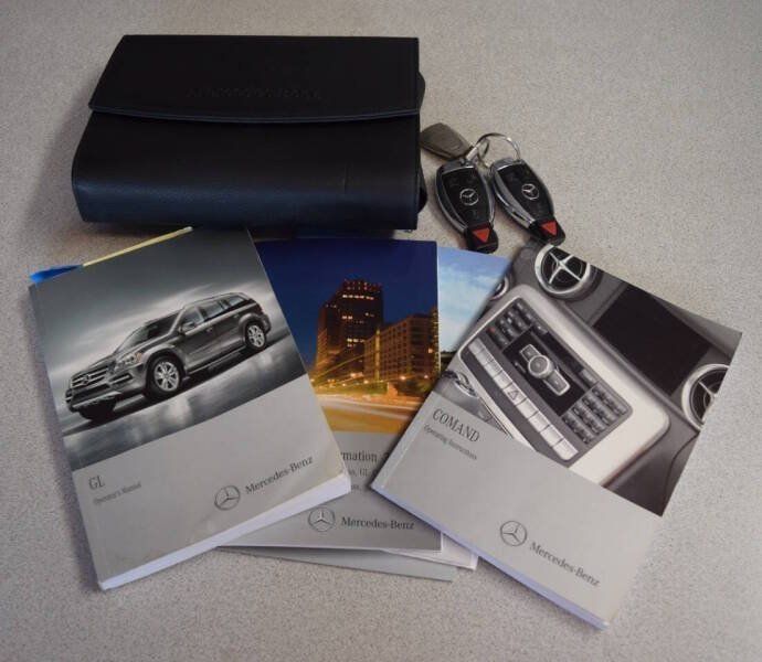 Used 2012 Mercedes-Benz GL 320 BlueTEC 4MATIC image 6