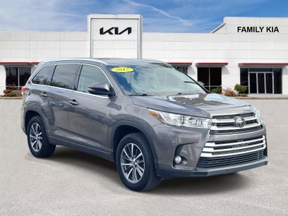 Used 2017 Toyota Highlander XLE