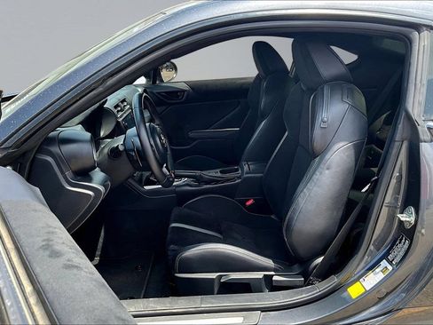 Used 2024 Toyota GR86 Premium RWD image 22
