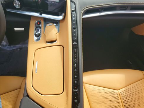 Used 2022 Chevrolet Corvette Stingray Preferred Cpe w/ 2LT image 23