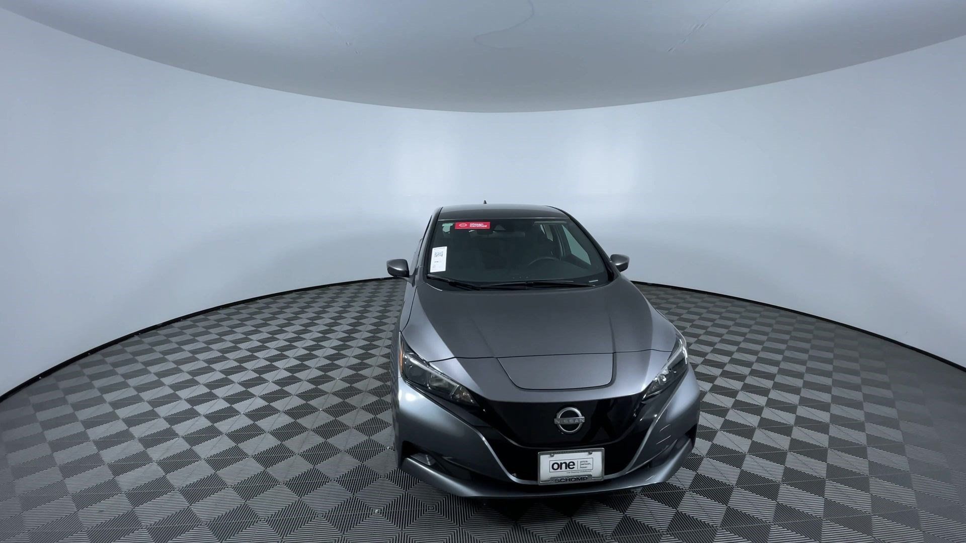 Certified 2025 Nissan Leaf S FWD image 3