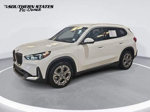 Used 2023 BMW X1 xDrive28i AWD/4WD image 1