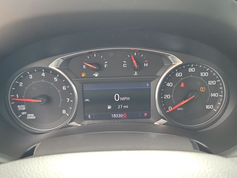 Used 2024 GMC Terrain SLT FWD image 35