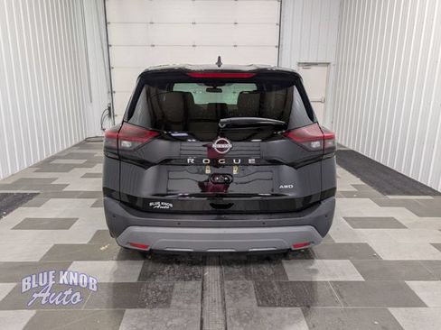Used 2023 Nissan Rogue S AWD/4WD image 3