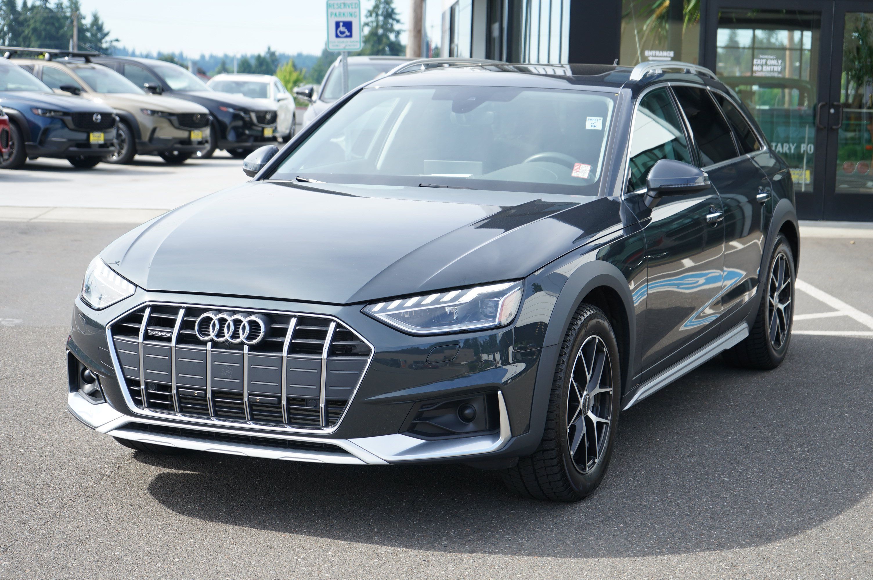 Used 2023 Audi A4 2.0T allroad Premium Plus AWD/4WD image 9