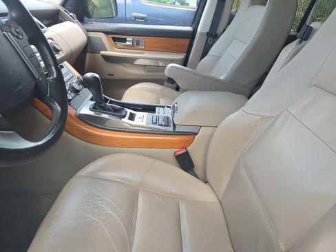 Used 2012 Land Rover Range Rover Sport HSE AWD/4WD image 10
