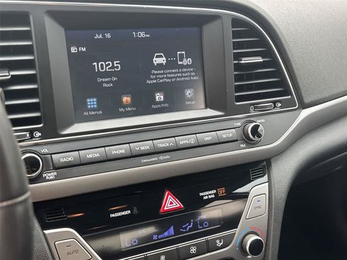 Used 2017 Hyundai Elantra Value Edition w/ Cargo Package FWD image 23