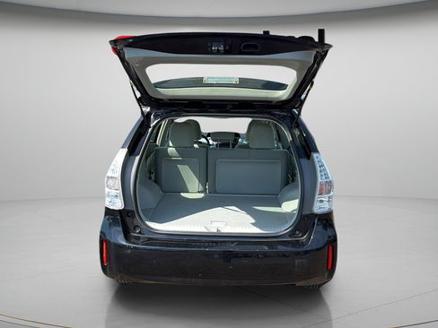 Used 2012 Toyota Prius V Three FWD image 24