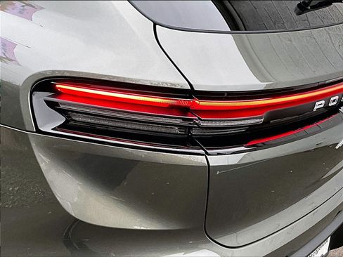 New 2025 Porsche Macan 4S Electric image 25