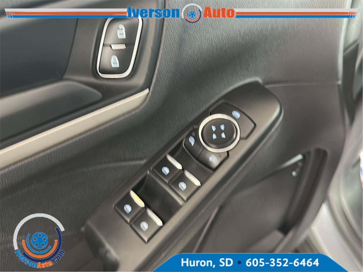 Used 2022 Ford Escape S AWD/4WD image 15