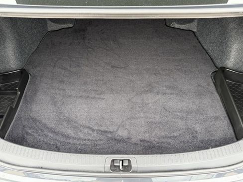 Used 2025 Toyota Corolla SE FWD image 29