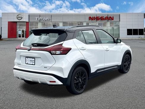 Used 2023 Nissan Kicks SR FWD image 7