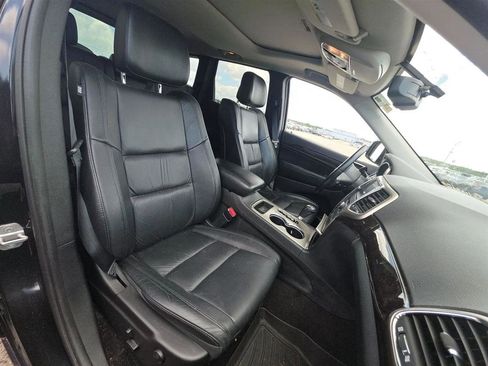 Used 2012 Jeep Grand Cherokee Laredo AWD/4WD image 14
