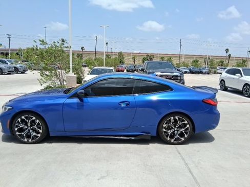 Used 2025 BMW 430i Coupe w/ M Sport Package RWD image 3