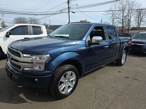 Used 2018 Ford F150 Platinum w/ Equipment Group 701A Luxury image 2