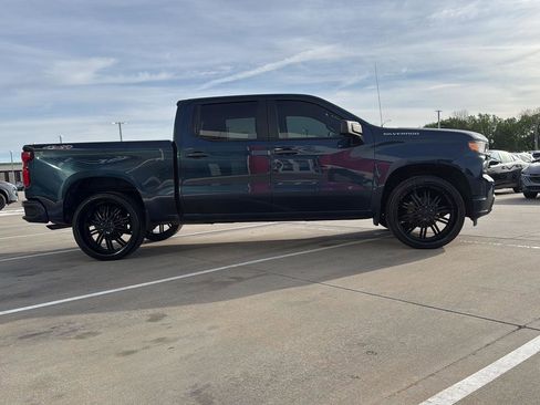 Used 2020 Chevrolet Silverado 1500 Custom w/ Custom Value Package image 5