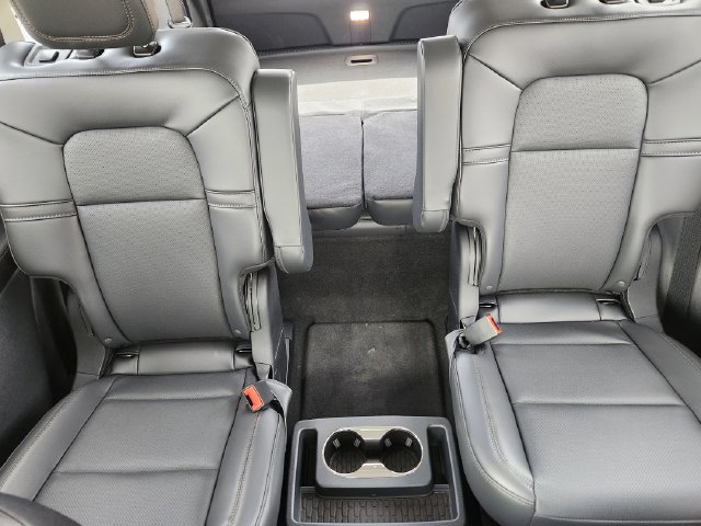 New 2026 Lincoln Aviator AWD w/ Jet Appearance Package image 14