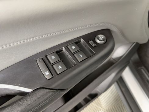 Used 2011 Cadillac SRX 2WD image 20