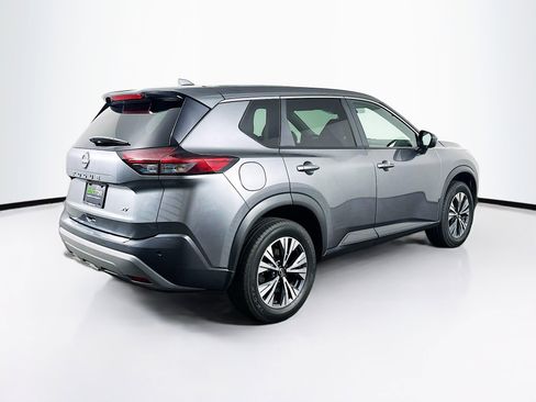 Used 2023 Nissan Rogue SV image 9