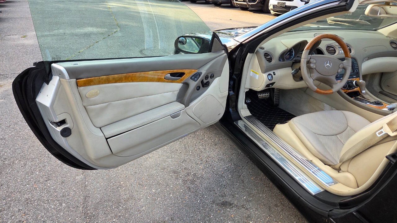 Used 2008 Mercedes-Benz SL 550 image 23