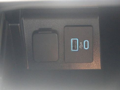 Used 2023 Ford Explorer Timberline w/ Timberline Technology Package AWD/4WD image 26