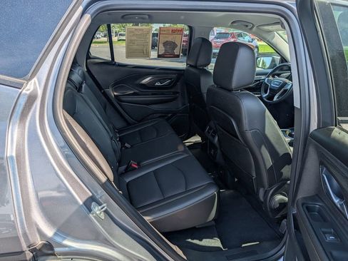 Used 2021 GMC Terrain SLT FWD image 17
