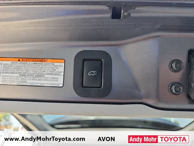 Used 2019 Toyota Sienna XLE w/ XLE Navigation Package FWD image 31